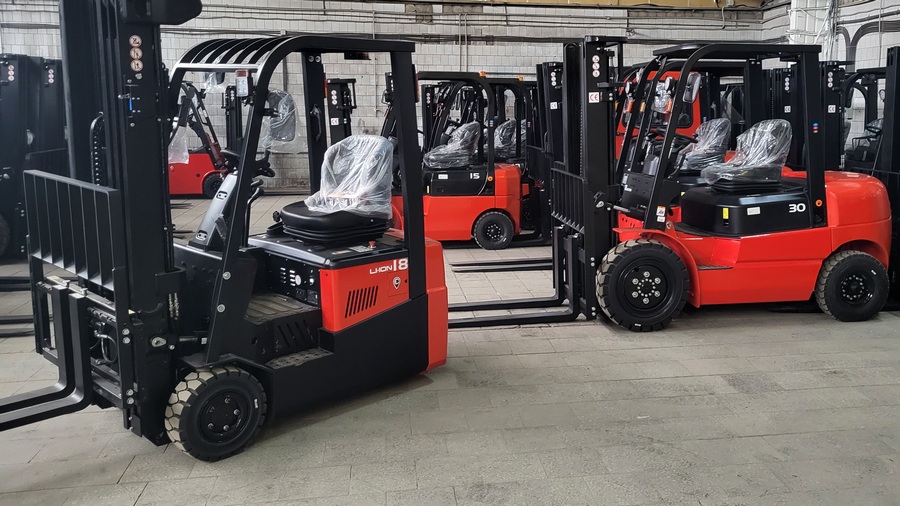 Тест-драйв складской техники на нашем складе в Пушкино